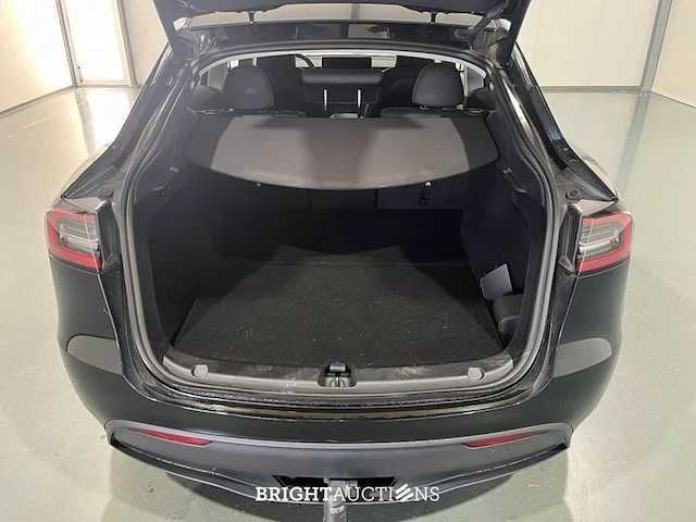 Tesla model y long range awd 75 kwh 351pk 2023 (origineel-nl), t-908-vn - afbeelding 19 van  32