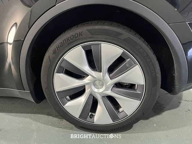 Tesla model y long range awd 75 kwh 351pk 2023 (origineel-nl), t-908-vn - afbeelding 28 van  32