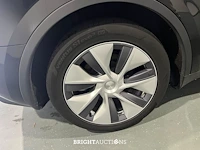 Tesla model y long range awd 75 kwh 351pk 2023 (origineel-nl), t-908-vn - afbeelding 29 van  32