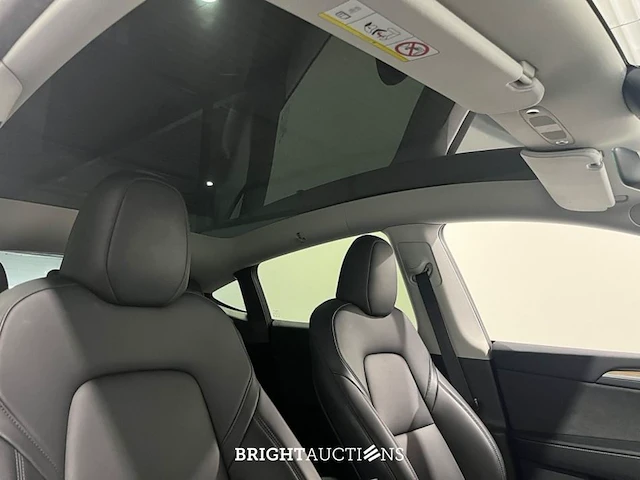 Tesla model y long range awd 75 kwh 351pk 2023 (origineel-nl), t-908-vn - afbeelding 31 van  32