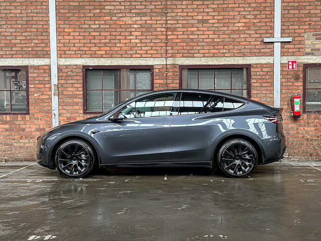 Tesla model y long range awd 75kwh 351pk 2021, n-842-rt - afbeelding 6 van  40