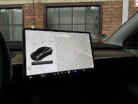 Tesla model y long range awd 75kwh 351pk 2021, n-842-rt - afbeelding 17 van  40