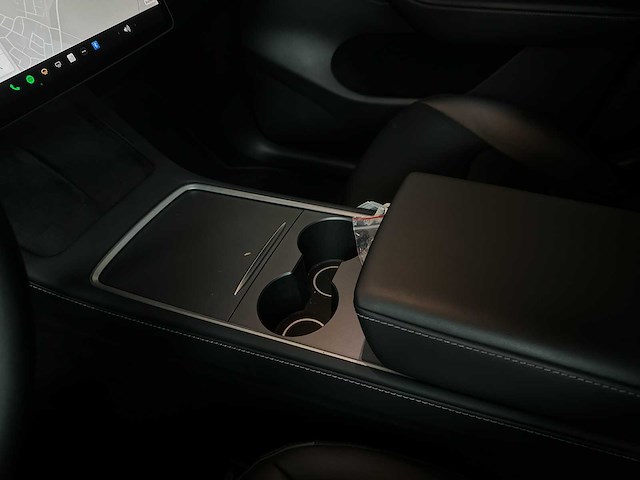 Tesla model y long range awd 75kwh 351pk 2021, n-842-rt - afbeelding 16 van  40