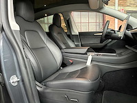 Tesla model y long range awd 75kwh 351pk 2021, n-842-rt - afbeelding 33 van  40