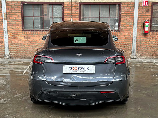 Tesla model y long range awd 75kwh 351pk 2021, n-842-rt - afbeelding 3 van  26