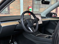 Tesla model y max range awd 345pk 2022 - afbeelding 7 van  34