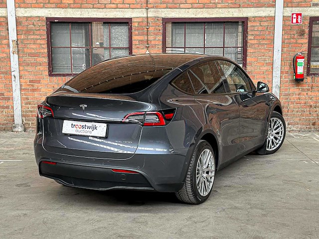 Tesla model y max range awd 345pk 2022 - afbeelding 11 van  30