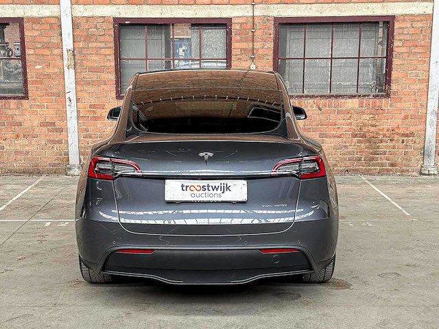 Tesla model y max range awd 345pk 2022 - afbeelding 13 van  30