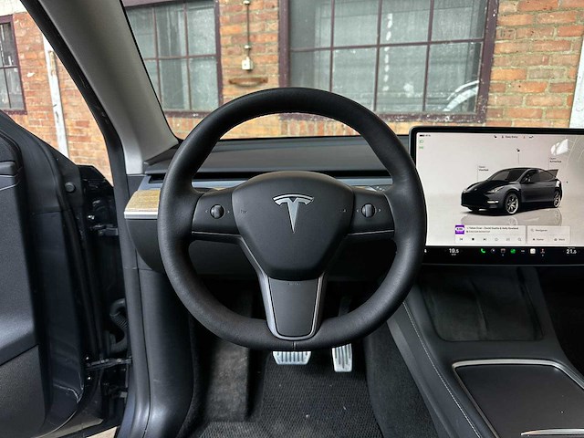 Tesla model y max range awd 345pk 2022 - afbeelding 31 van  43