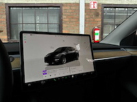Tesla model y max range awd 345pk 2022 - afbeelding 21 van  30