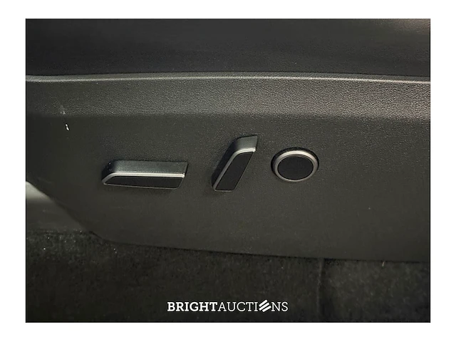 Tesla model y performance awd 75 kwh 2023 (origineel-nl), x-353-br - afbeelding 4 van  44