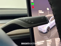 Tesla model y performance awd 75 kwh 2023 (origineel-nl), x-353-br - afbeelding 9 van  44