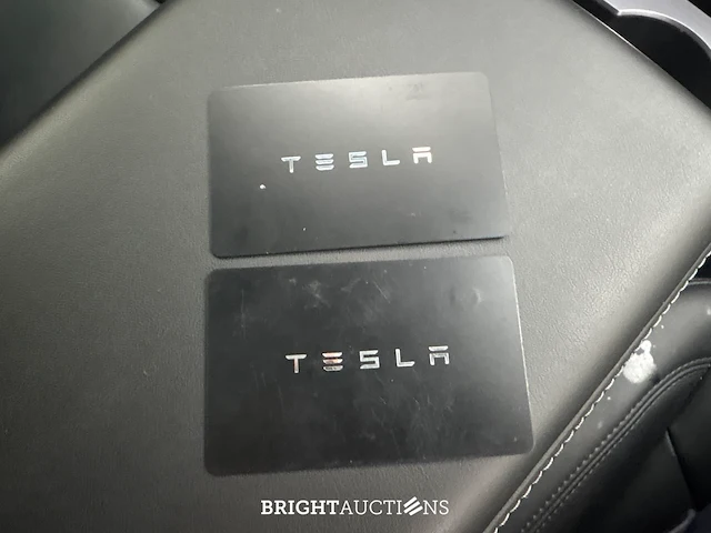 Tesla model y performance awd 75 kwh 463pk 2022 (origineel-nl), p-386-xt - afbeelding 48 van  49
