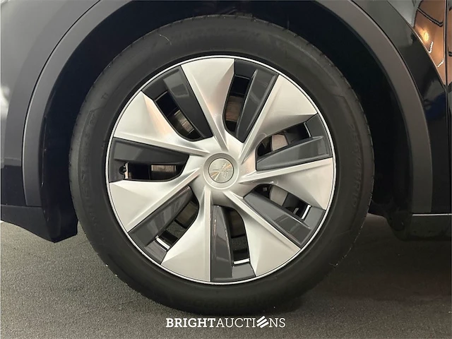 Tesla model y rwd 58 kwh 2022 (origineel-nl), r-194-tr - afbeelding 27 van  44