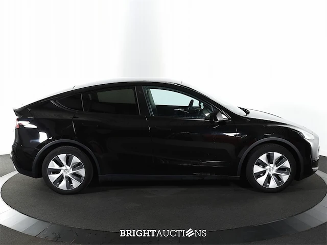 Tesla model y rwd 58 kwh 2022 (origineel-nl), r-194-tr - afbeelding 40 van  44