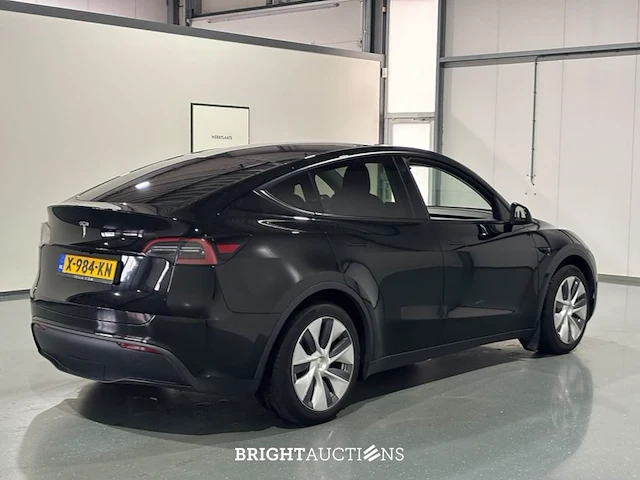 Tesla model y rwd 58 kwh 238pk 2023, x-984-kn - afbeelding 12 van  36