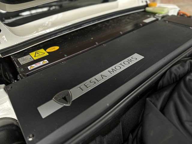 Tesla roadster 2.0 signature edition - nr 185 van 250 252pk 2010 (origineel-nl), 15-kzh-4 - afbeelding 41 van  56