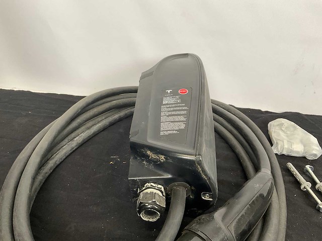 Tesla wall connector wandlader - afbeelding 3 van  4