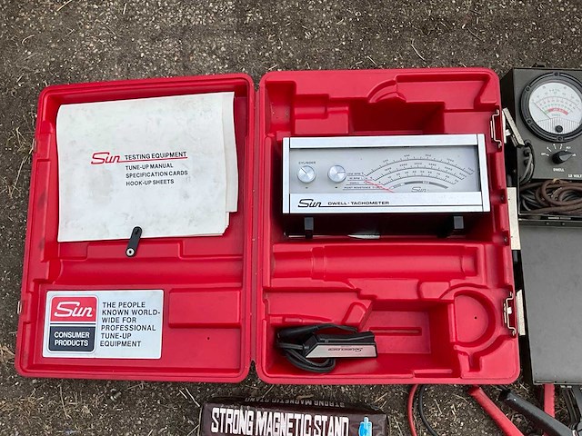 Test- en meetgereedschappen o.a. tachometers, co2 tester, motoranalyseapparatuur - afbeelding 2 van  7