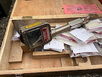Test- en meetgereedschappen o.a. tachometers, co2 tester, motoranalyseapparatuur - afbeelding 4 van  7