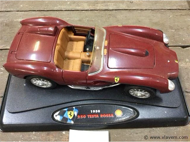 Testa rossa - afbeelding 1 van  5