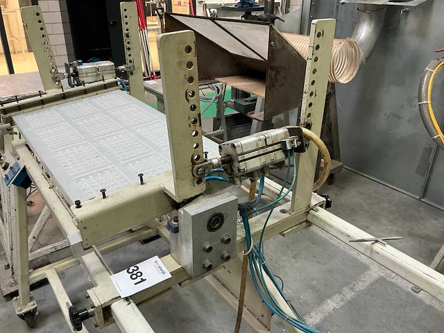 Testbank - afbeelding 16 van  17