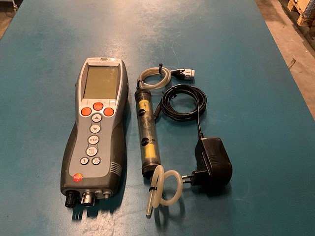Testo 330-2 l rookgasanalysator - afbeelding 3 van  4