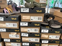 Teva dames en kindersandalen (45x) - afbeelding 13 van  14