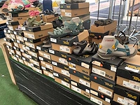 Teva dames en kindersandalen (45x)
