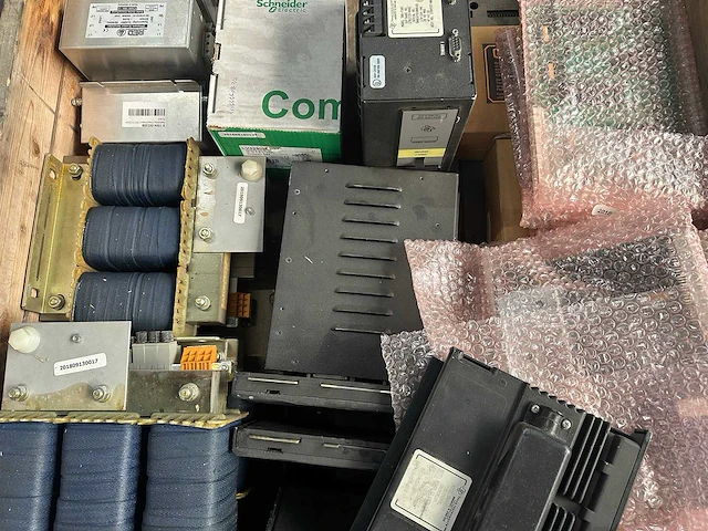 Texas instruments - partij elektronica: besturingsmodules, printplaten, netfilters en smoorspoelen - afbeelding 4 van  9