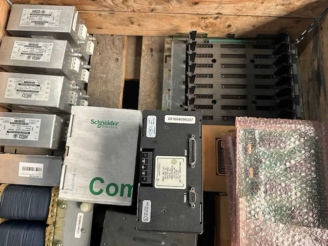 Texas instruments - partij elektronica: besturingsmodules, printplaten, netfilters en smoorspoelen - afbeelding 4 van  9
