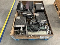 Texas instruments - partij elektronica & industriële besturingsmodules, i/o-controllers en bedienpanelen - afbeelding 1 van  10