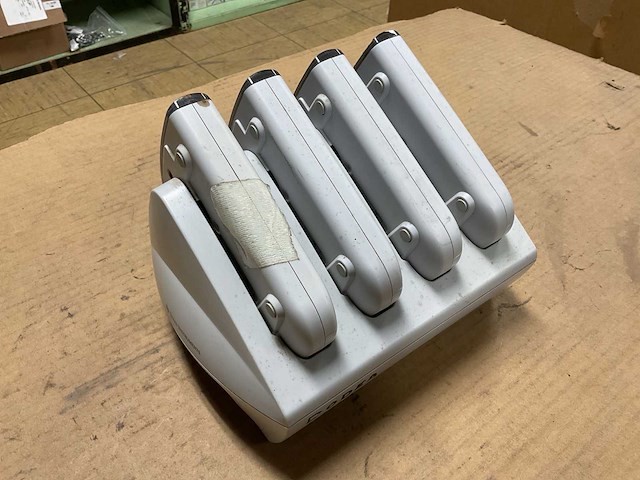 Texas instruments ti navigator oplaadstation - afbeelding 5 van  5