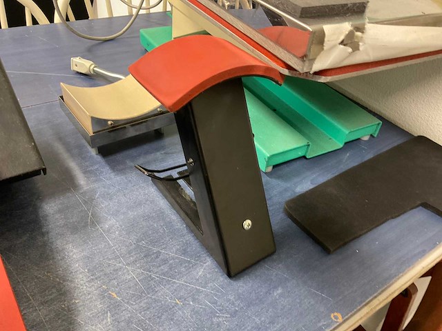 Textiel- afwerkingsapparatuur - afbeelding 8 van  10