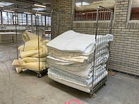 Textiel transportwagen inclusief diverse voorraad mtf halffabrikaten (2x) - afbeelding 1 van  6