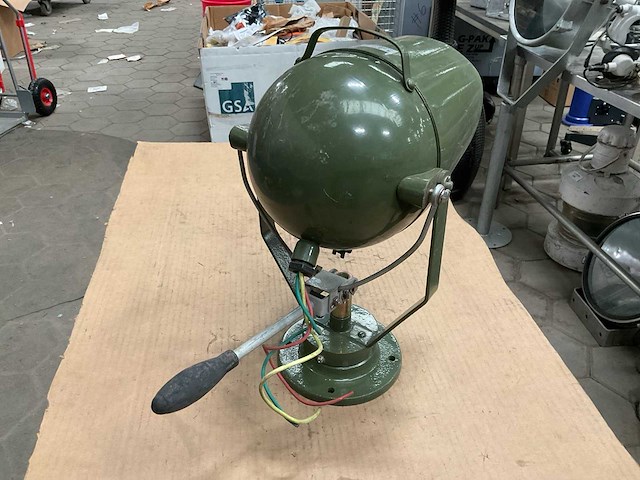Tg106b 12/24v vintage marine spot light - afbeelding 6 van  6