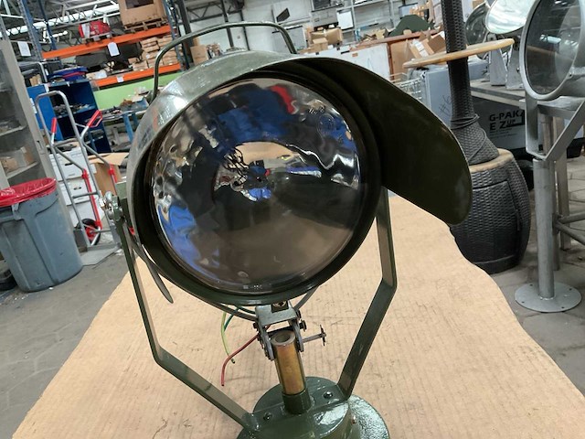 Tg106b 12/24v vintage marine spot light - afbeelding 1 van  6