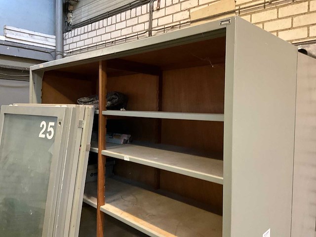 T.h. eindhoven opbergkast (2x) - afbeelding 3 van  5