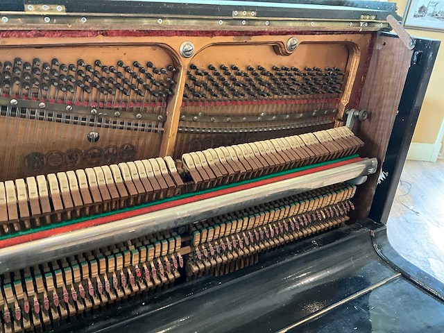 Th. mann & co piano - afbeelding 2 van  13
