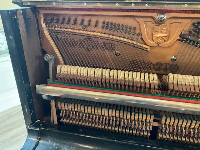 Th. mann & co piano - afbeelding 4 van  13