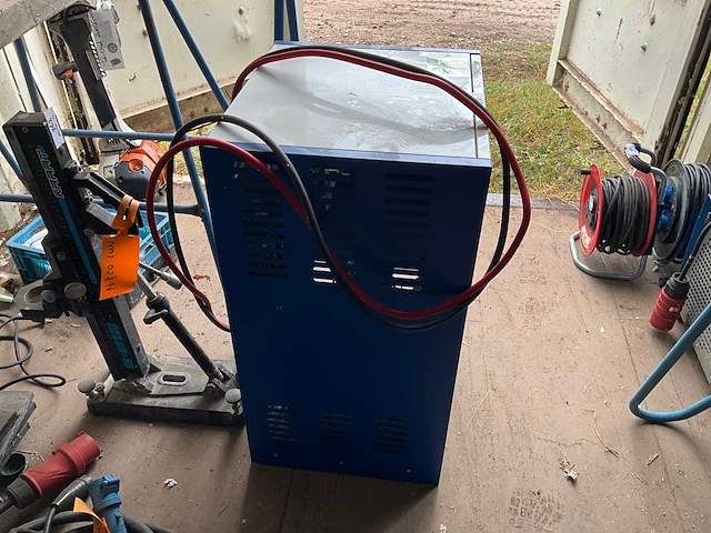 Th80t090s acculader - afbeelding 2 van  6