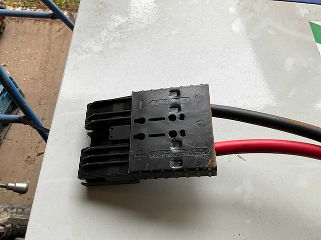 Th80t090s acculader - afbeelding 3 van  6