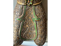 Thaise boeddha- of tempelwachter in anjali mudra houding - afbeelding 7 van  11