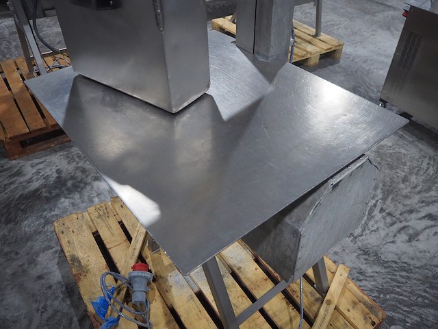 The a.e.w. engineering - afbeelding 6 van  10