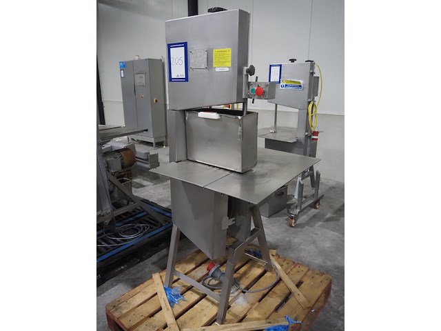 The a.e.w. engineering - afbeelding 1 van  9