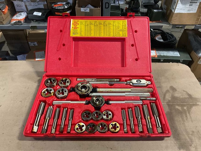 The irwin company hanson draadsnijset - afbeelding 2 van  4