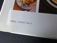 The new fish & seafood cookbook - afbeelding 2 van  5