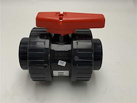 The profec safe d-75-2.5 pvc-u pn 10 ball valve - durable marine-grade pvc valve for reliable water flow control - afbeelding 1 van  4