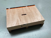 Théard aluminium behangtafel - afbeelding 2 van  2