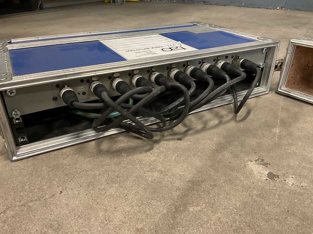 Theater technisch lab iso2-4 dmx splitter - afbeelding 1 van  1